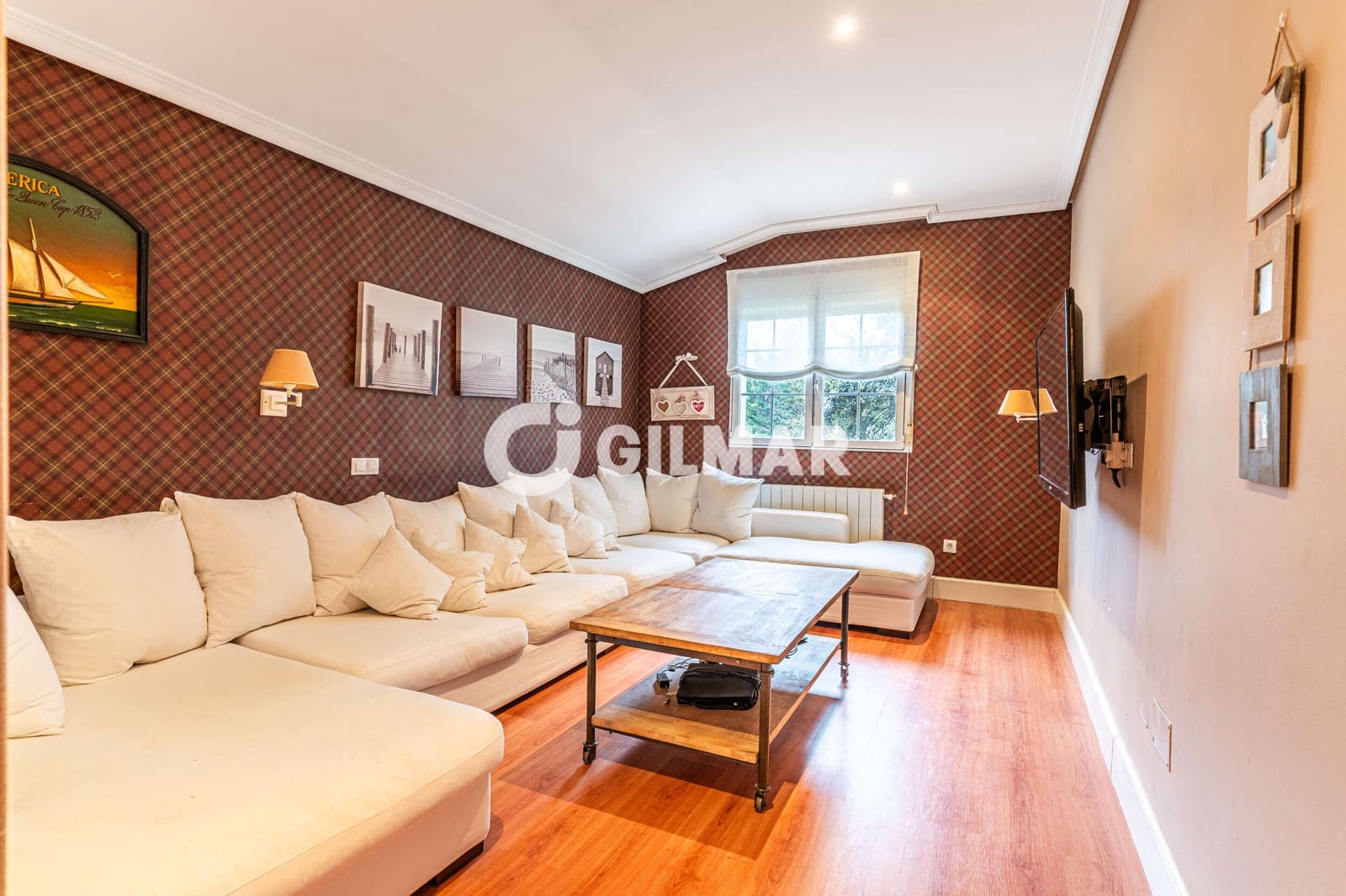 Chalet de 6 habitaciones en San Sebastián de los Reyes en venta con piscina garaje - 1.900.000 € (Ref: 10172977)