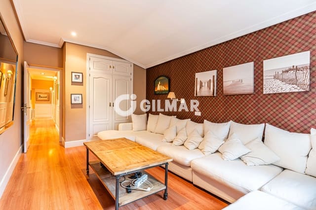 Chalet de 6 habitaciones en San Sebastián de los Reyes en venta con piscina garaje - 1.900.000 € (Ref: 10172977)