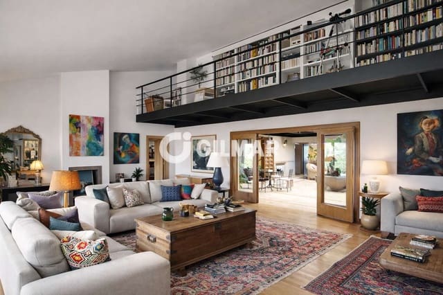 Chalet de 5 habitaciones en San Sebastián de los Reyes en venta con piscina garaje - 2.390.000 € (Ref: 10172979)