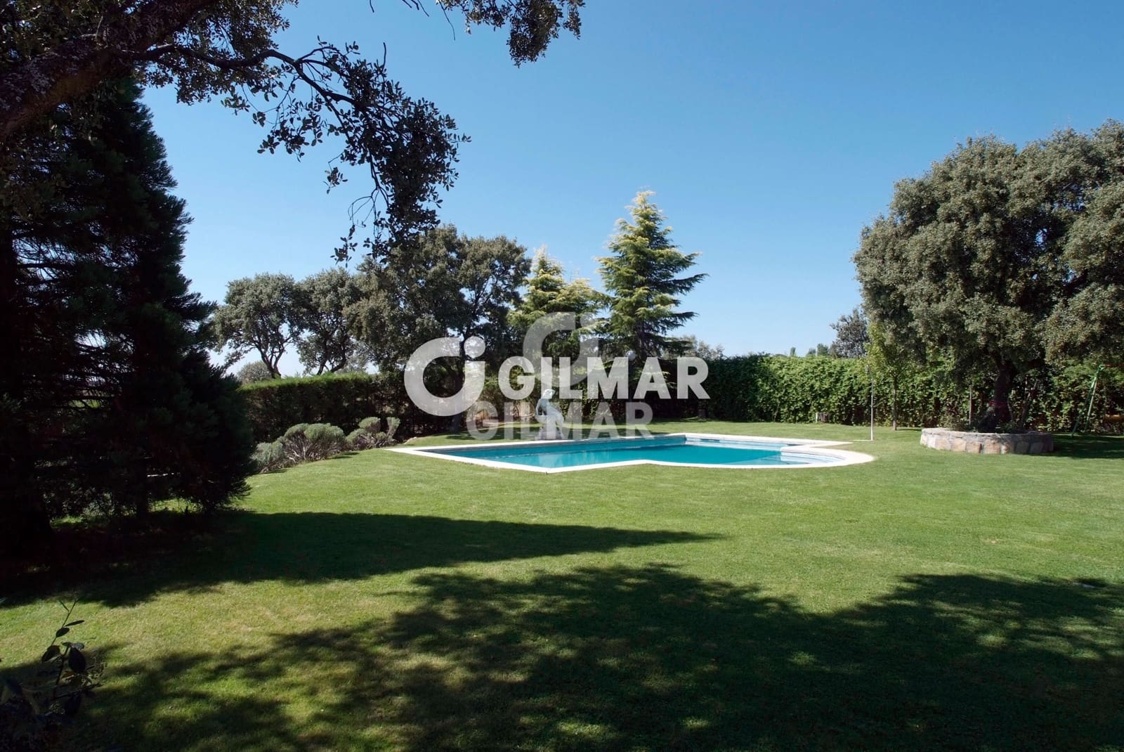 5 soverom Villa til salgs i San Sebastian de los Reyes med svømmebasseng garasje - € 2 390 000 (Ref: 10172979)
