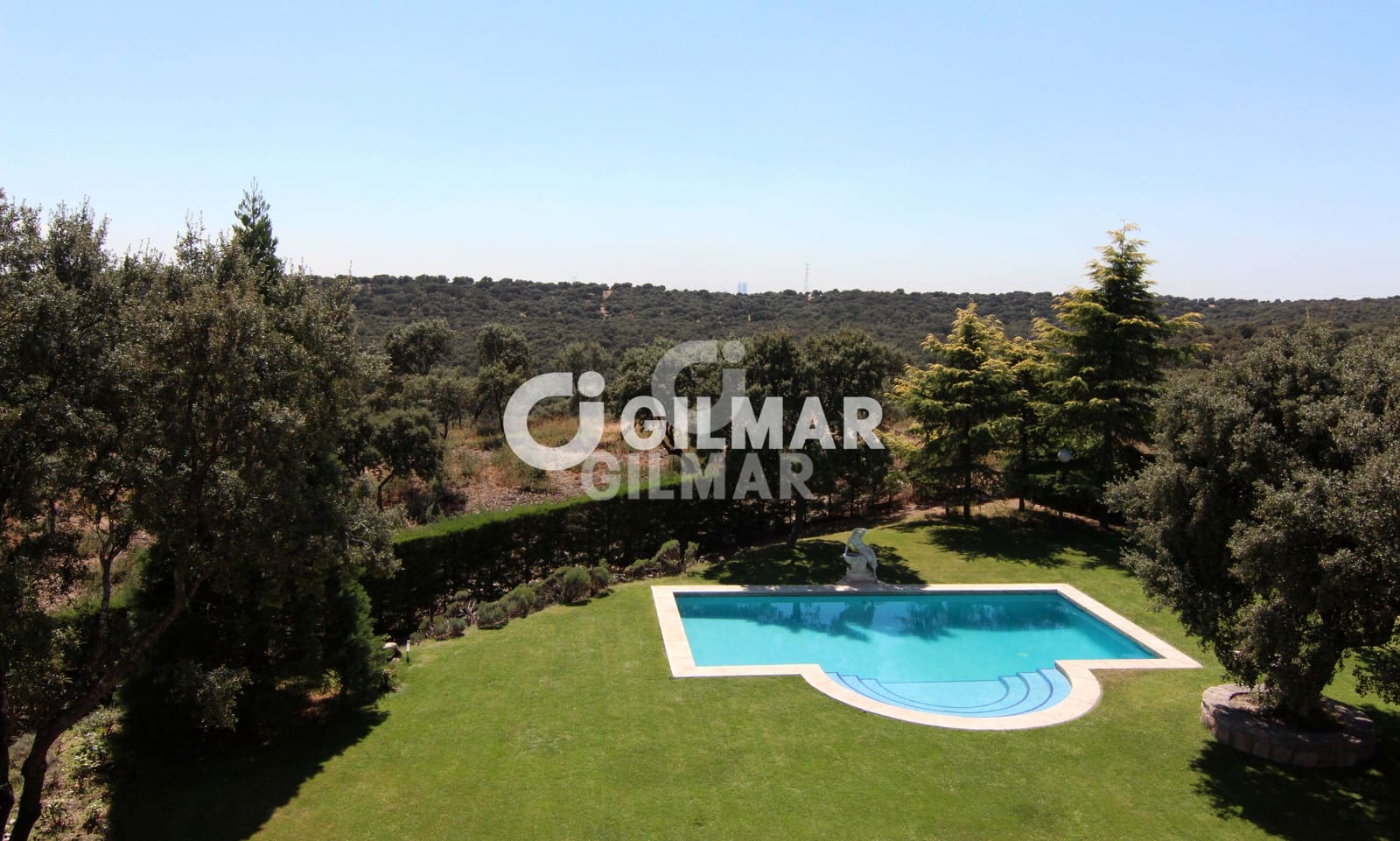 5 soverom Villa til salgs i San Sebastian de los Reyes med svømmebasseng garasje - € 2 390 000 (Ref: 10172979)