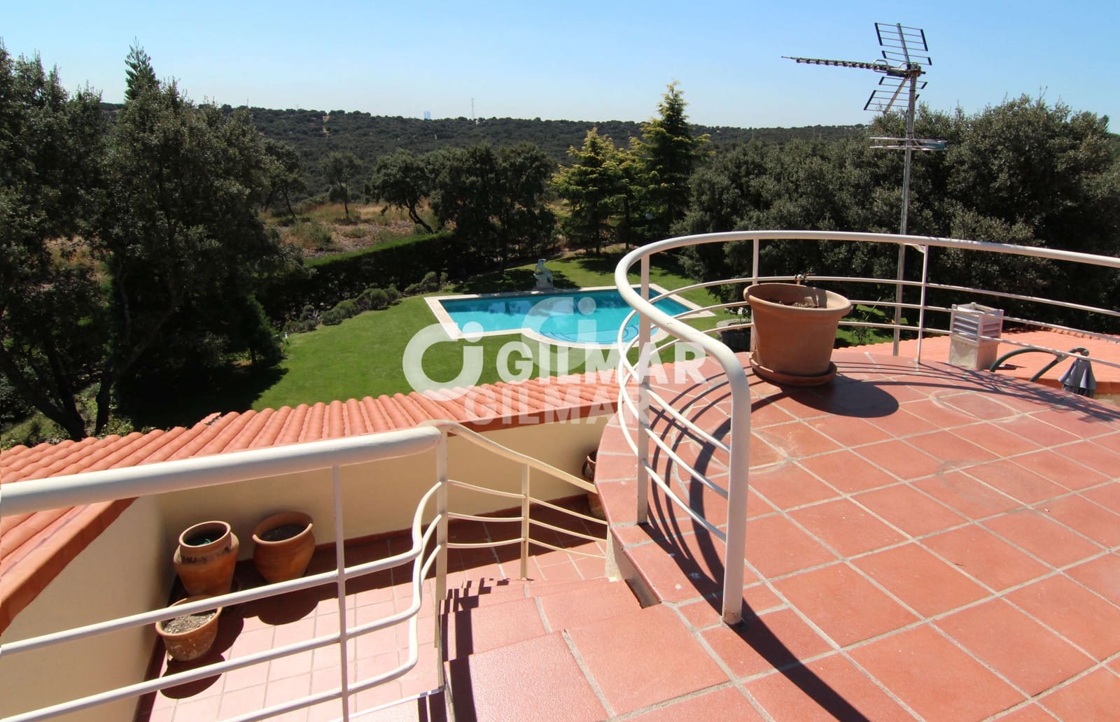 5 soverom Villa til salgs i San Sebastian de los Reyes med svømmebasseng garasje - € 2 390 000 (Ref: 10172979)