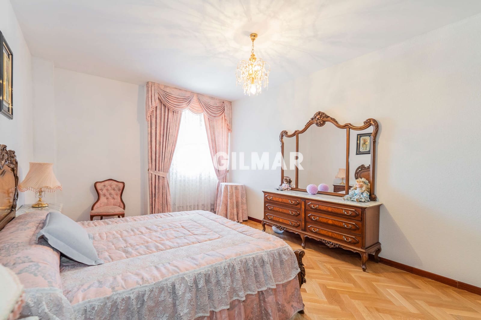 8 Zimmer Villa zu verkaufen in San Sebastian de los Reyes mit Pool Garage - 1.570.000 € (Ref: 10172980)