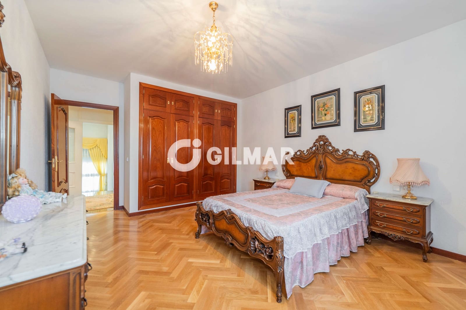 8 Zimmer Villa zu verkaufen in San Sebastian de los Reyes mit Pool Garage - 1.570.000 € (Ref: 10172980)