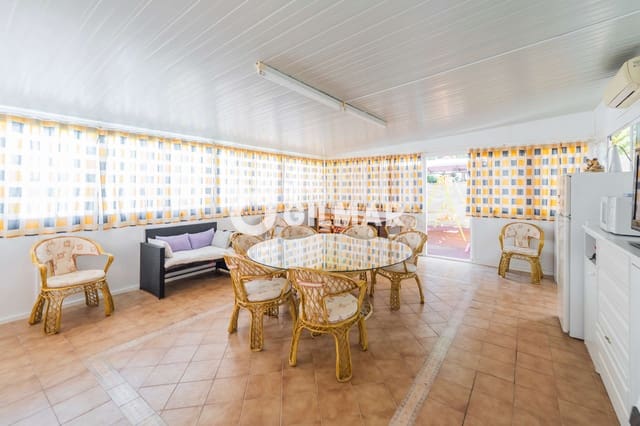 8 bedroom Villa for sale in San Sebastián de los Reyes with pool garage - € 1,570,000 (Ref: 10172980)