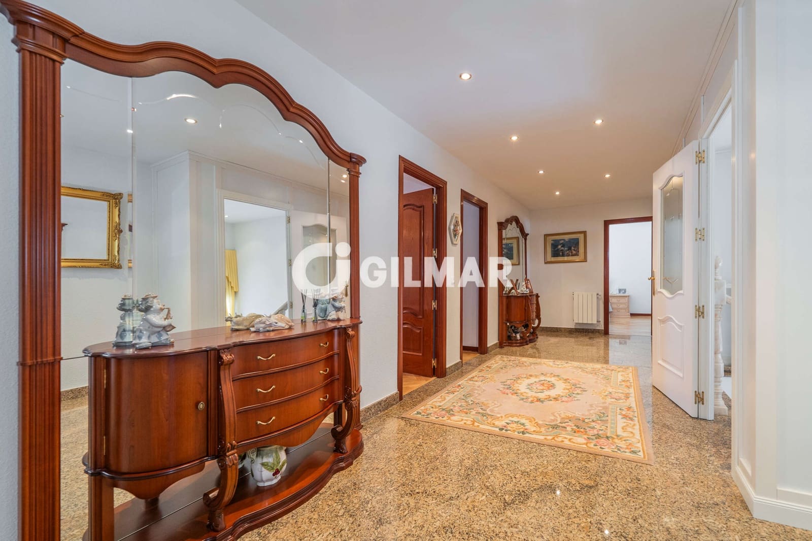 8 Zimmer Villa zu verkaufen in San Sebastian de los Reyes mit Pool Garage - 1.570.000 € (Ref: 10172980)