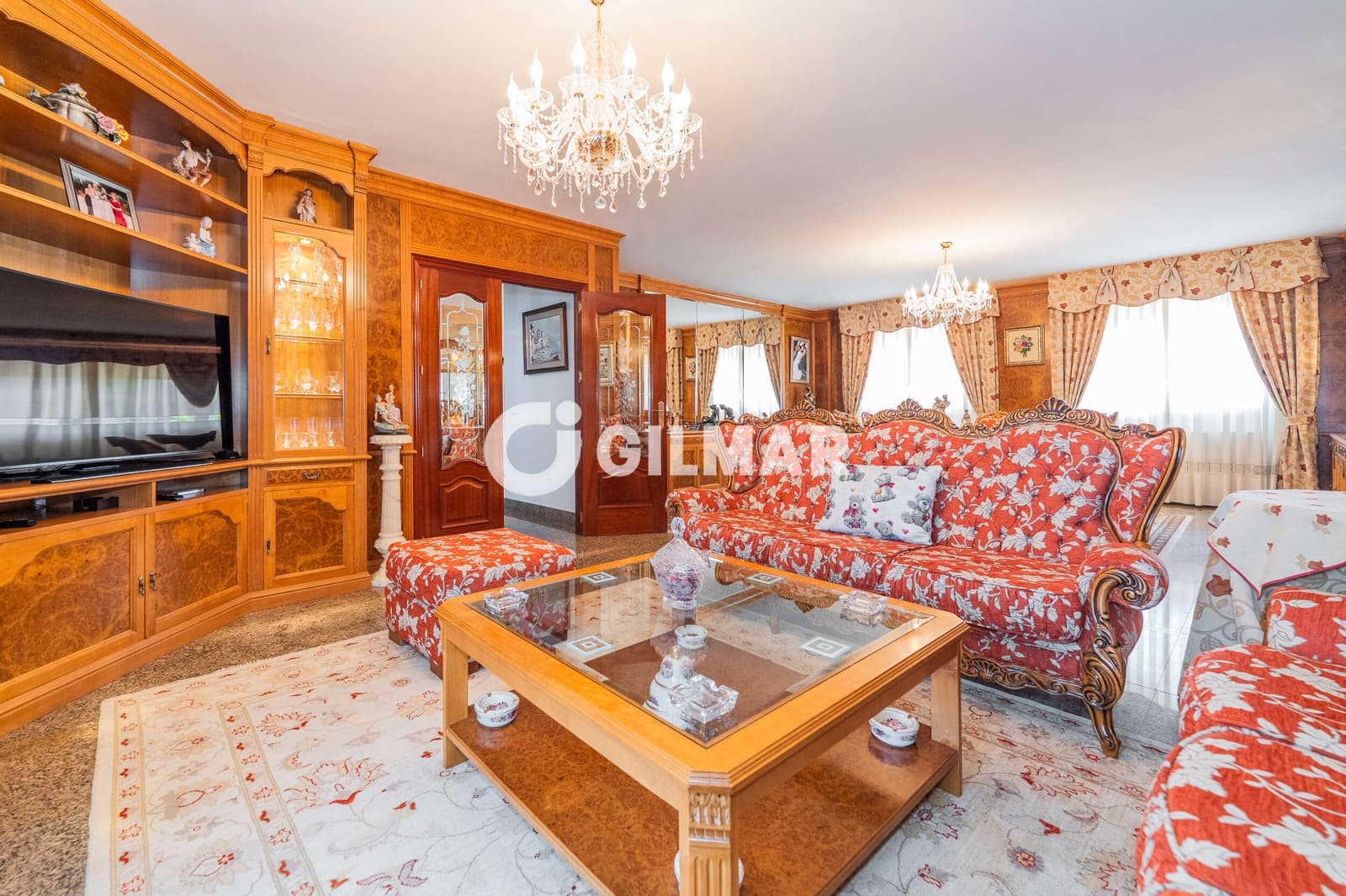 8 Zimmer Villa zu verkaufen in San Sebastian de los Reyes mit Pool Garage - 1.570.000 € (Ref: 10172980)