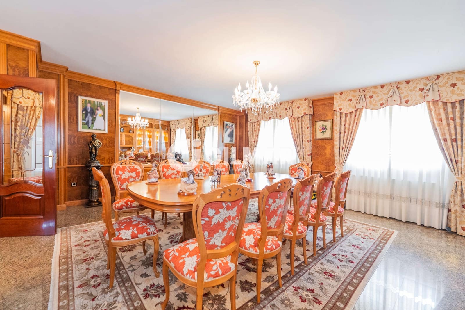 8 Zimmer Villa zu verkaufen in San Sebastian de los Reyes mit Pool Garage - 1.570.000 € (Ref: 10172980)