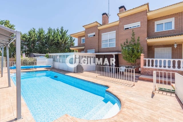 8 bedroom Villa for sale in San Sebastián de los Reyes with pool garage - € 1,570,000 (Ref: 10172980)