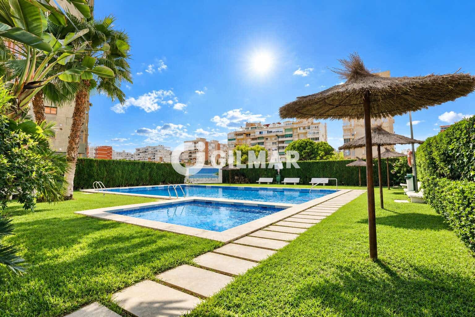 2 bedroom Flat for sale in Alicante / Alacant city with pool garage - € 445,000 (Ref: 10173046)