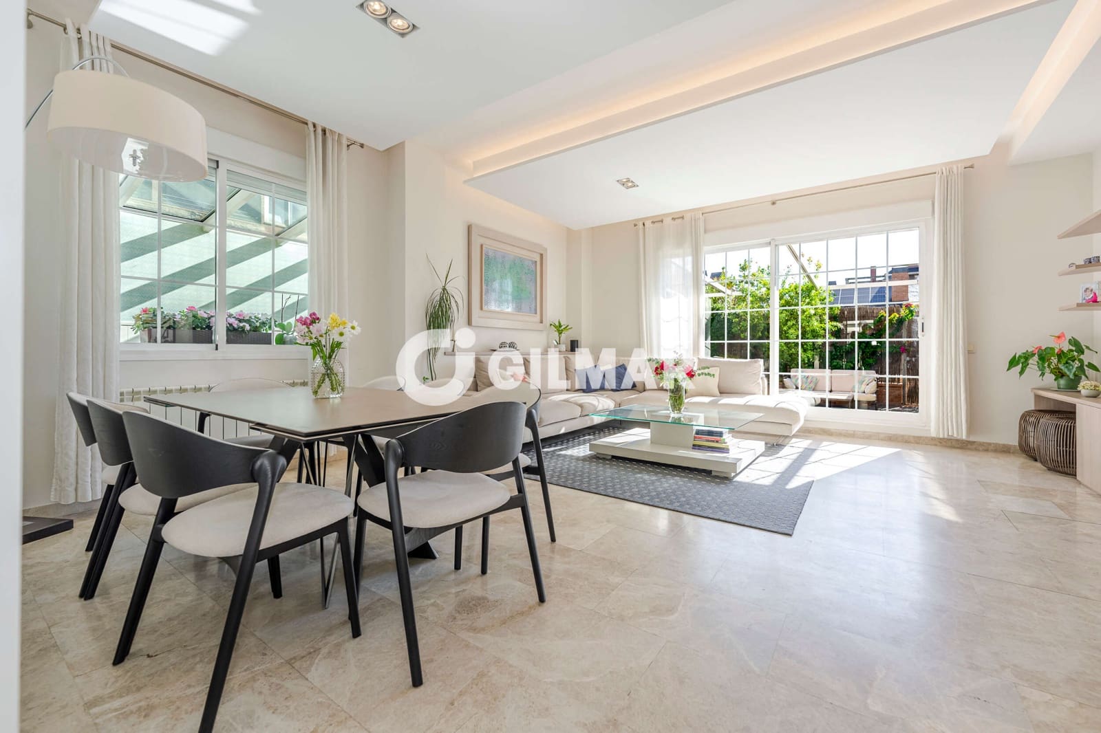 Pareado de 7 habitaciones en San Sebastián de los Reyes en venta con piscina garaje - 1.690.000 € (Ref: 10179198)