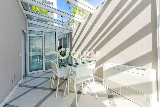 Pareado de 7 habitaciones en San Sebastián de los Reyes en venta con piscina garaje - 1.690.000 € (Ref: 10179198)