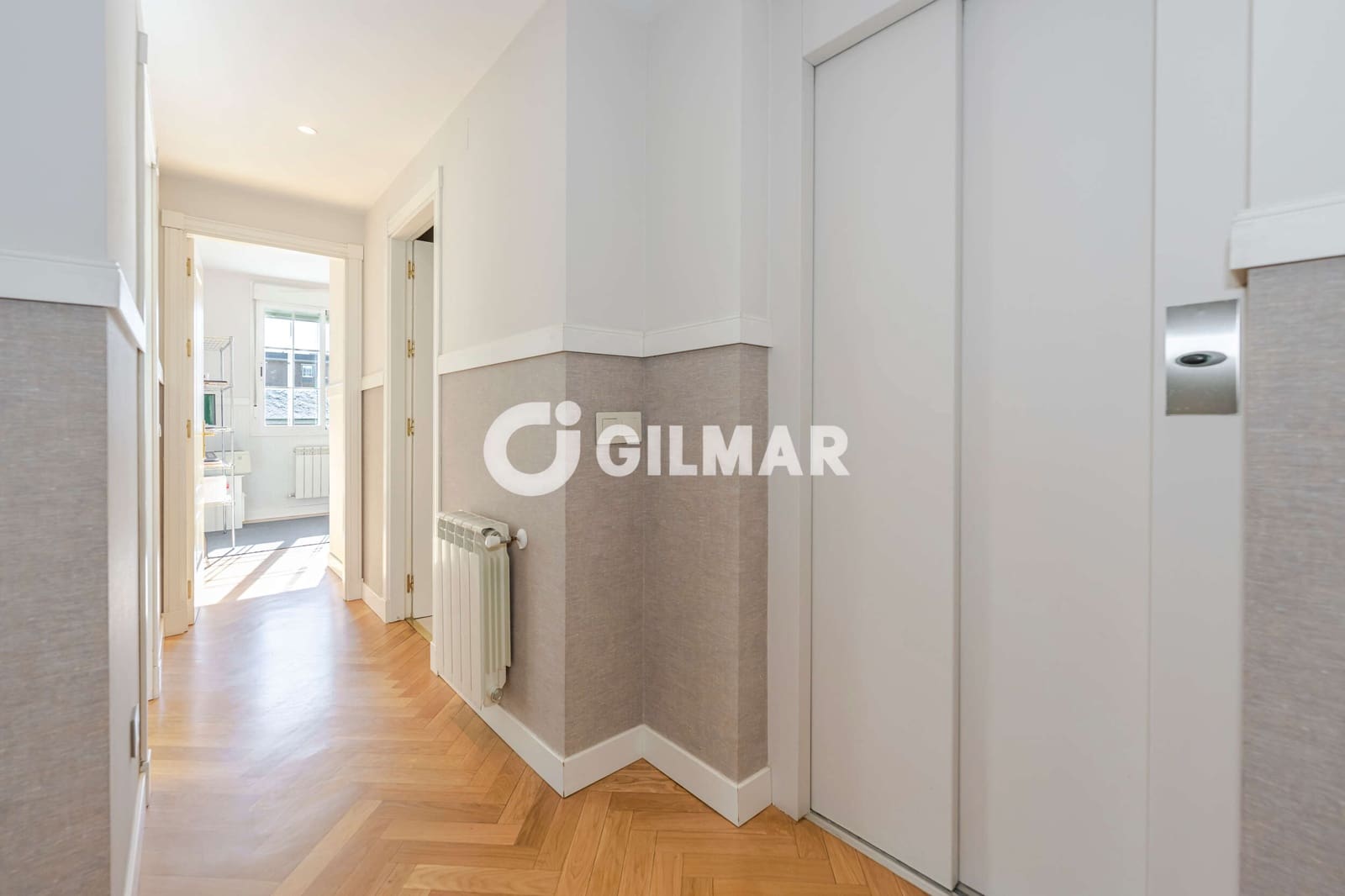 Pareado de 7 habitaciones en San Sebastián de los Reyes en venta con piscina garaje - 1.690.000 € (Ref: 10179198)