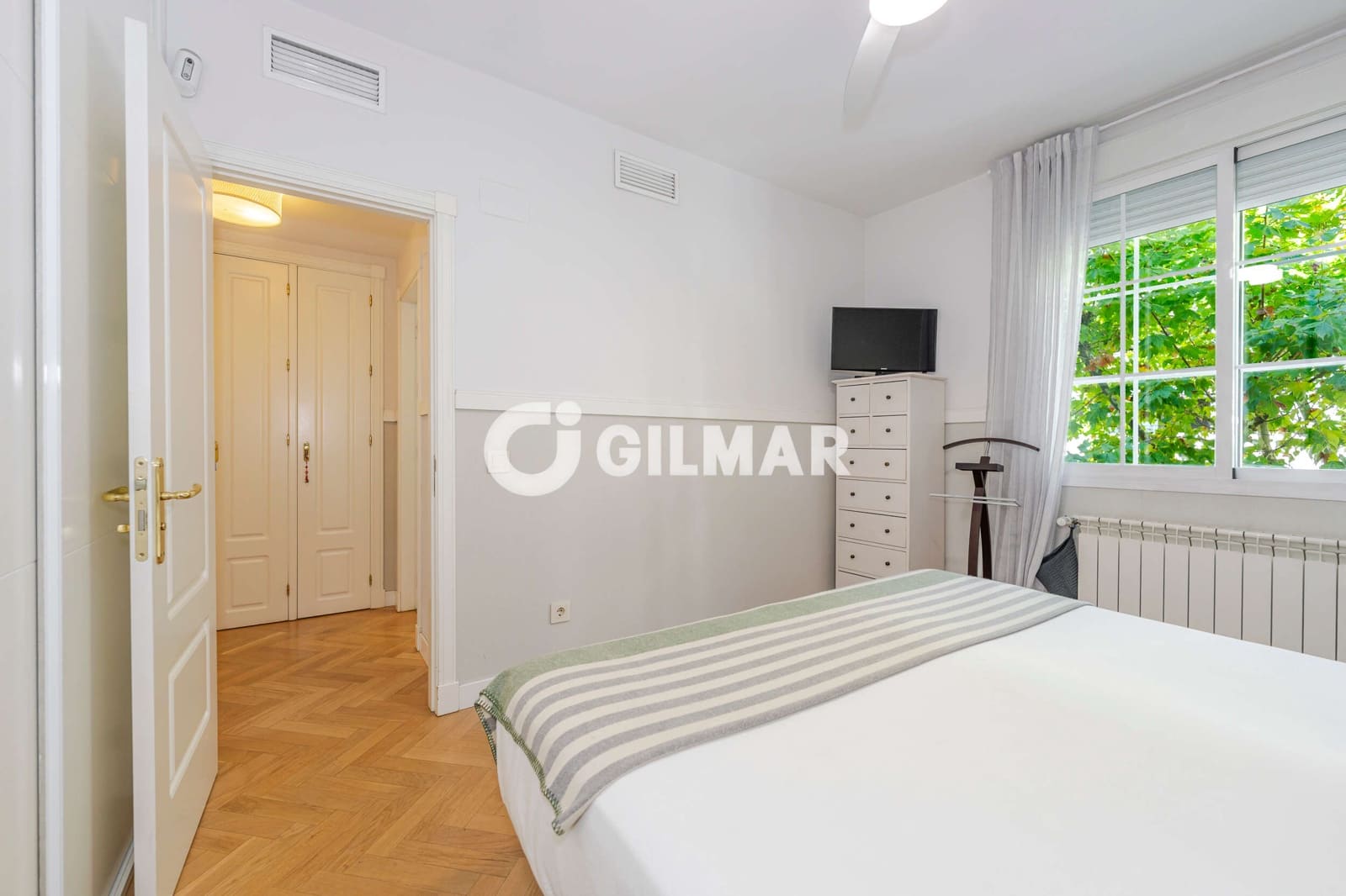 Pareado de 7 habitaciones en San Sebastián de los Reyes en venta con piscina garaje - 1.690.000 € (Ref: 10179198)