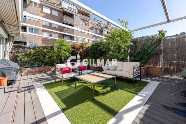 Pareado de 7 habitaciones en San Sebastián de los Reyes en venta con piscina garaje - 1.690.000 € (Ref: 10179198)