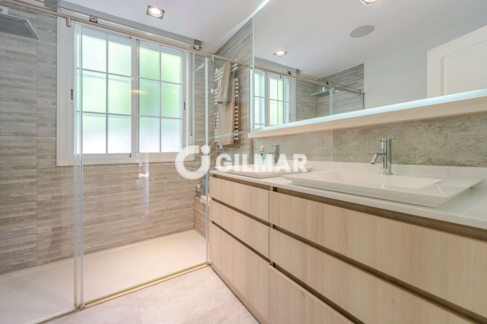 Pareado de 7 habitaciones en San Sebastián de los Reyes en venta con piscina garaje - 1.690.000 € (Ref: 10179198)