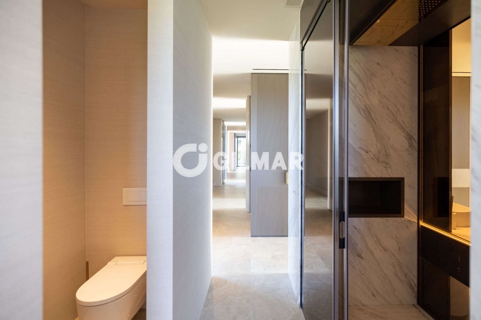 Chalet de 6 habitaciones en Sotogrande en venta con piscina - 7.950.000 € (Ref: 10179662)