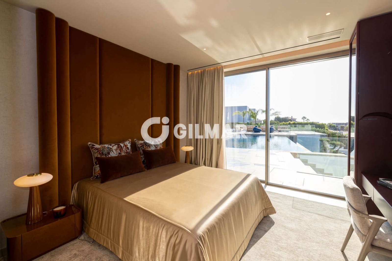 Chalet de 6 habitaciones en Sotogrande en venta con piscina - 7.950.000 € (Ref: 10179662)