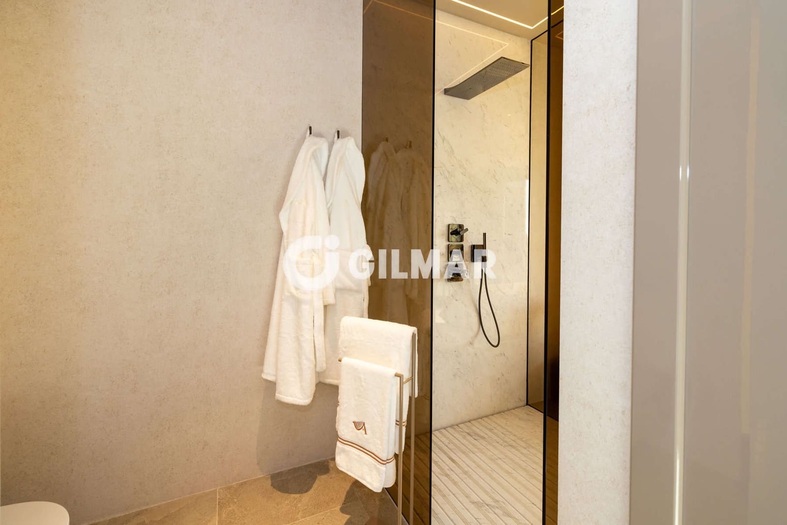 Chalet de 6 habitaciones en Sotogrande en venta con piscina - 7.950.000 € (Ref: 10179662)