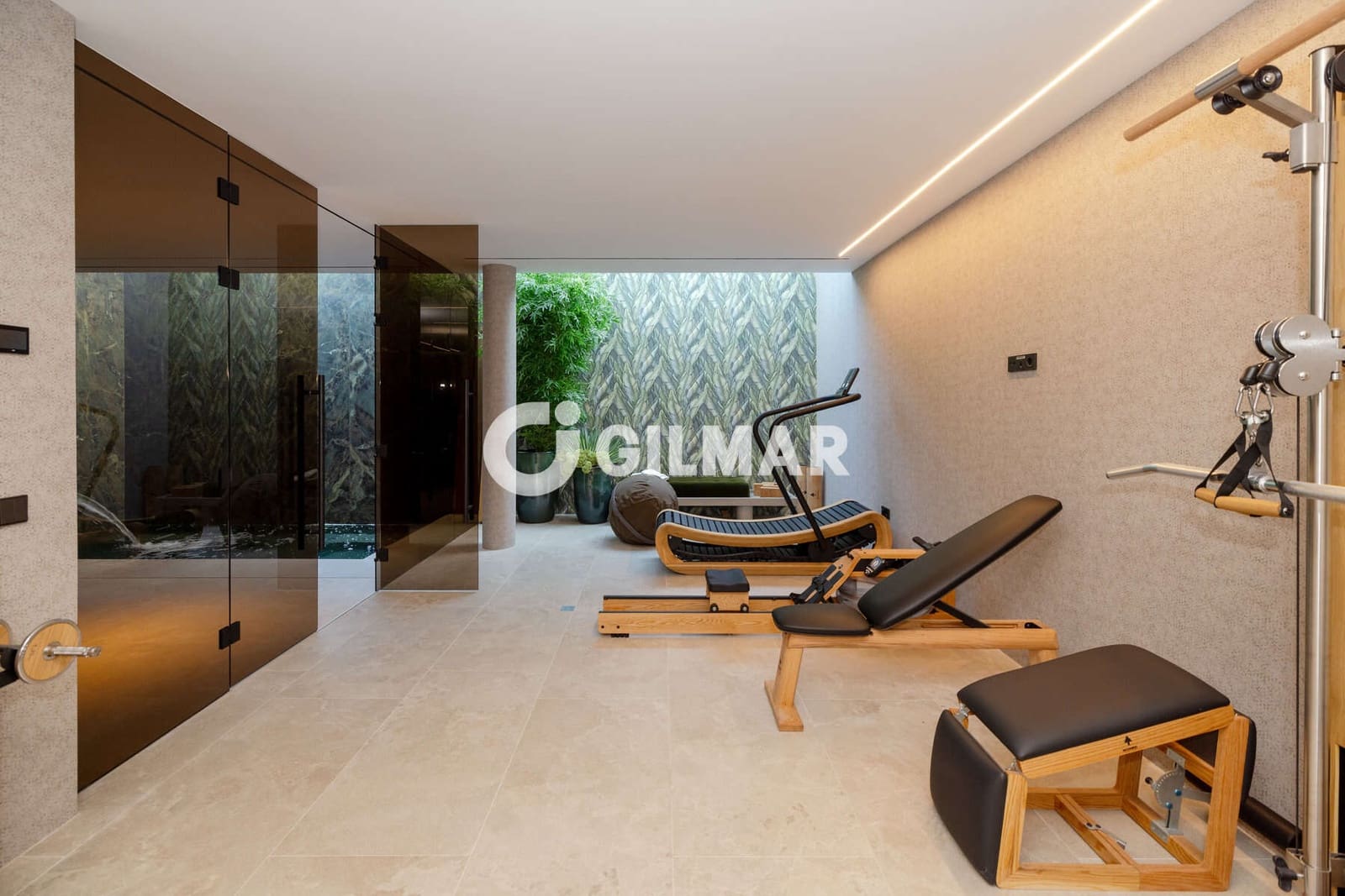 Chalet de 6 habitaciones en Sotogrande en venta con piscina - 7.950.000 € (Ref: 10179662)
