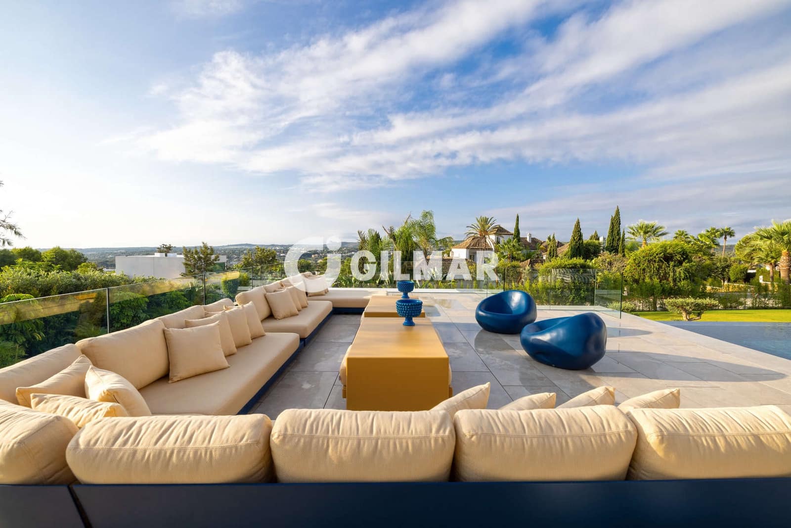 Chalet de 6 habitaciones en Sotogrande en venta con piscina - 7.950.000 € (Ref: 10179662)