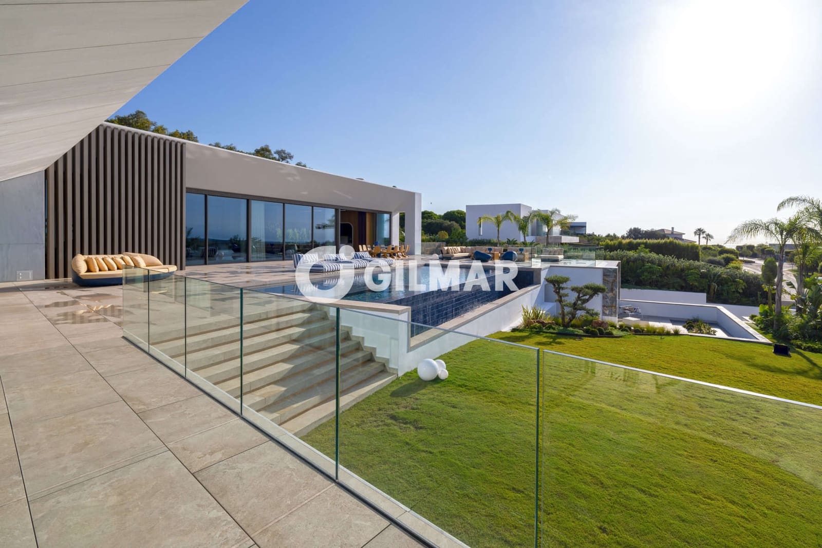 Chalet de 6 habitaciones en Sotogrande en venta con piscina - 7.950.000 € (Ref: 10179662)