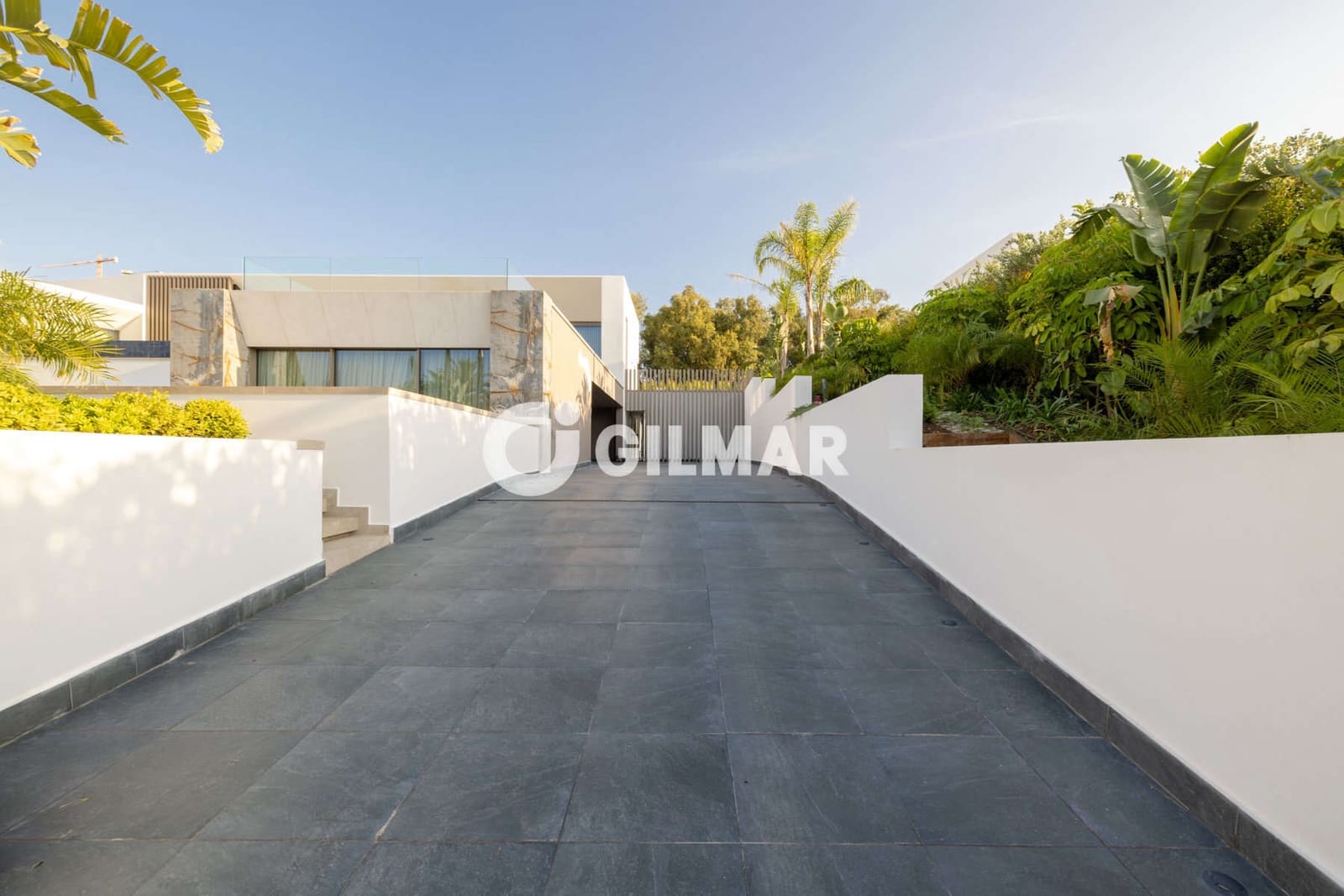 Chalet de 6 habitaciones en Sotogrande en venta con piscina - 7.950.000 € (Ref: 10179662)