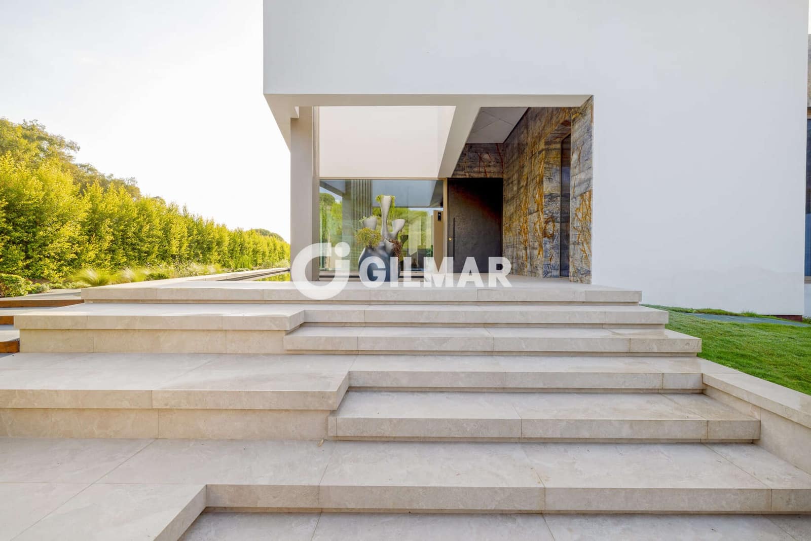 Chalet de 6 habitaciones en Sotogrande en venta con piscina - 7.950.000 € (Ref: 10179662)