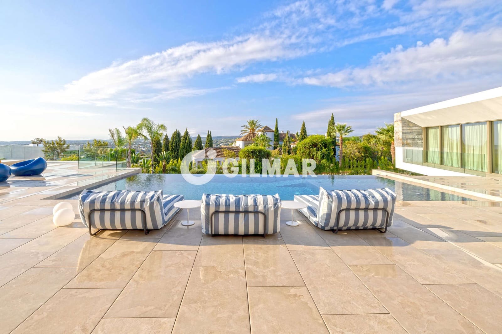 Chalet de 6 habitaciones en Sotogrande en venta con piscina - 7.950.000 € (Ref: 10179662)