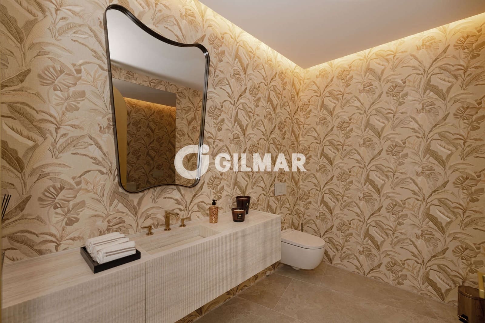 Chalet de 6 habitaciones en Sotogrande en venta con piscina - 7.950.000 € (Ref: 10179662)