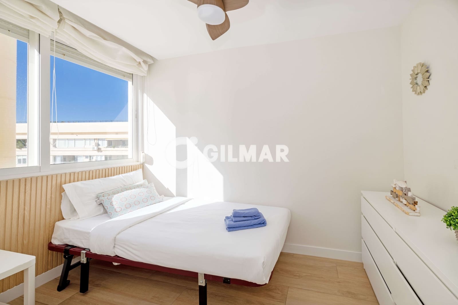 3 sypialnia Mieszkanie na sprzedaż w Marbella z basenem garażem - 780 000 € (Ref: 10179663)