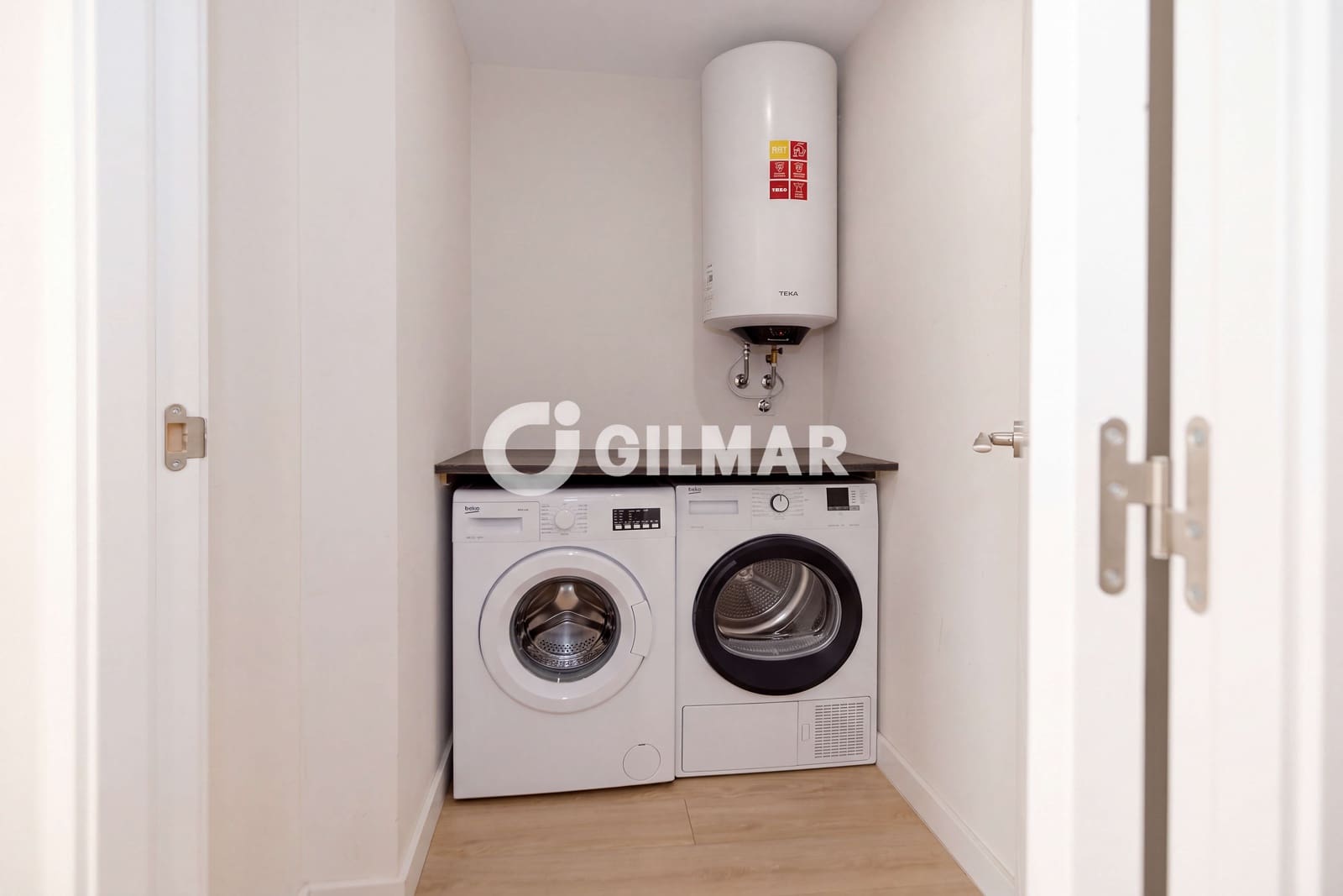 3 sypialnia Mieszkanie na sprzedaż w Marbella z basenem garażem - 780 000 € (Ref: 10179663)