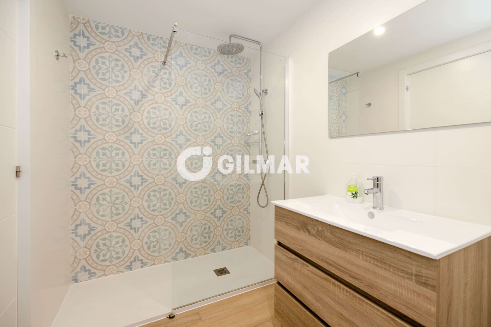 3 sypialnia Mieszkanie na sprzedaż w Marbella z basenem garażem - 780 000 € (Ref: 10179663)
