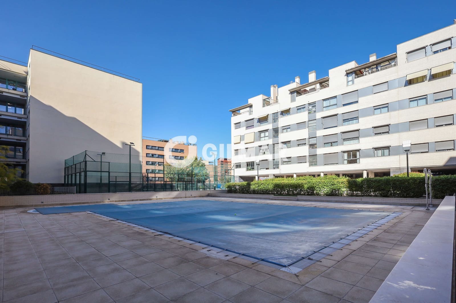 Ático de 2 habitaciones en Madrid ciudad en venta con piscina garaje - 898.000 € (Ref: 10180988)