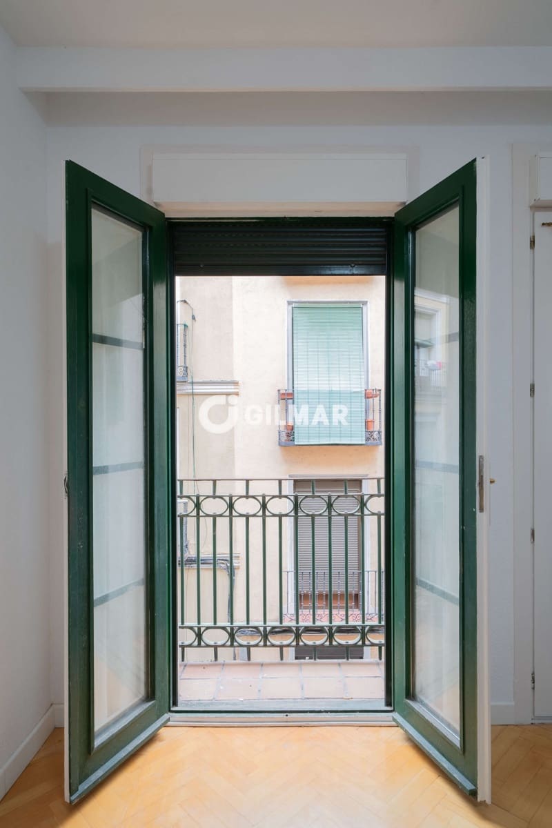 1 bedroom Flat for sale in Madrid city - € 375,000 (Ref: 10180990)