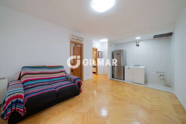 1 bedroom Flat for sale in Embajadores, Madrid city - € 375,000 (Ref: 10180990)