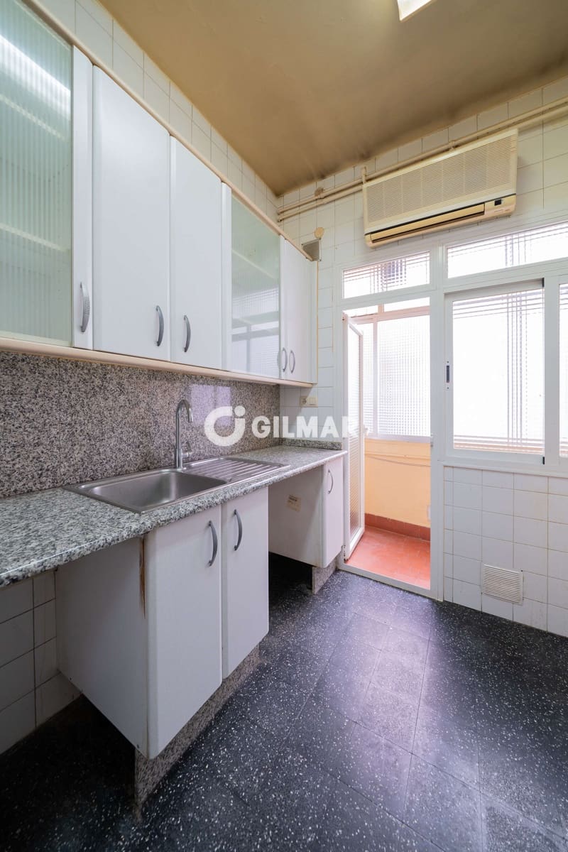 3 soverom Leilighet til salgs i Madrid by - € 599 000 (Ref: 10180991)