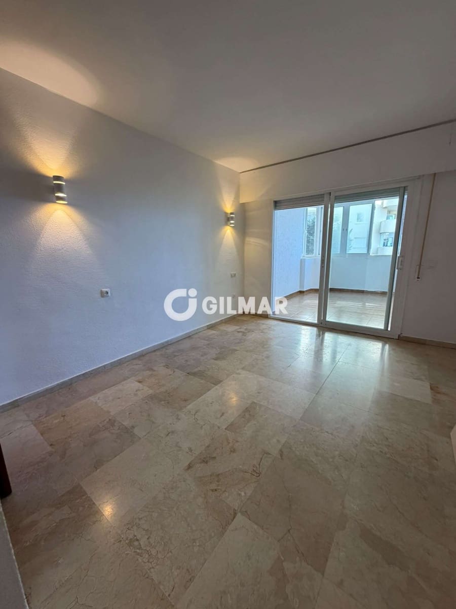 2 soverom Leilighet til salgs i Estepona med svømmebasseng - € 449 000 (Ref: 10183718)
