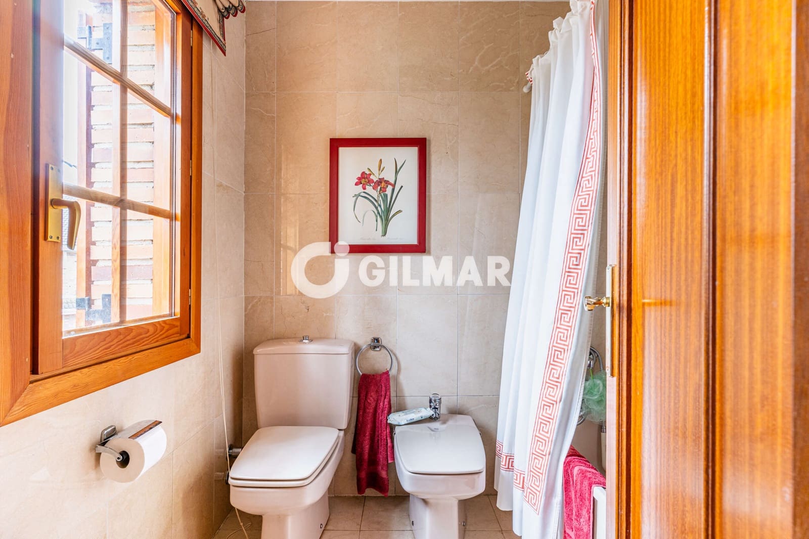 Pareado de 5 habitaciones en Majadahonda en venta con piscina garaje - 1.075.000 € (Ref: 10183719)