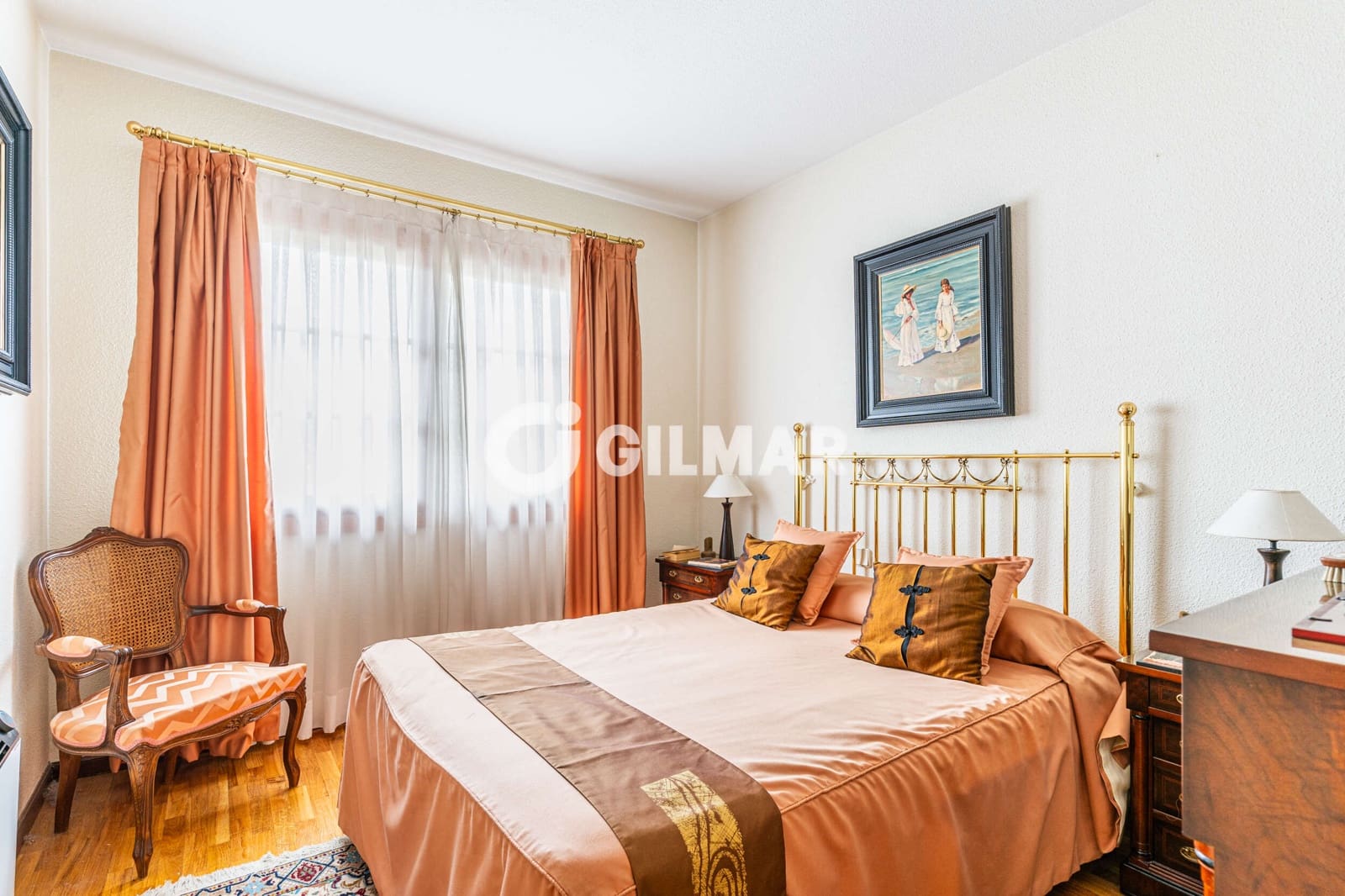 Pareado de 5 habitaciones en Majadahonda en venta con piscina garaje - 1.075.000 € (Ref: 10183719)
