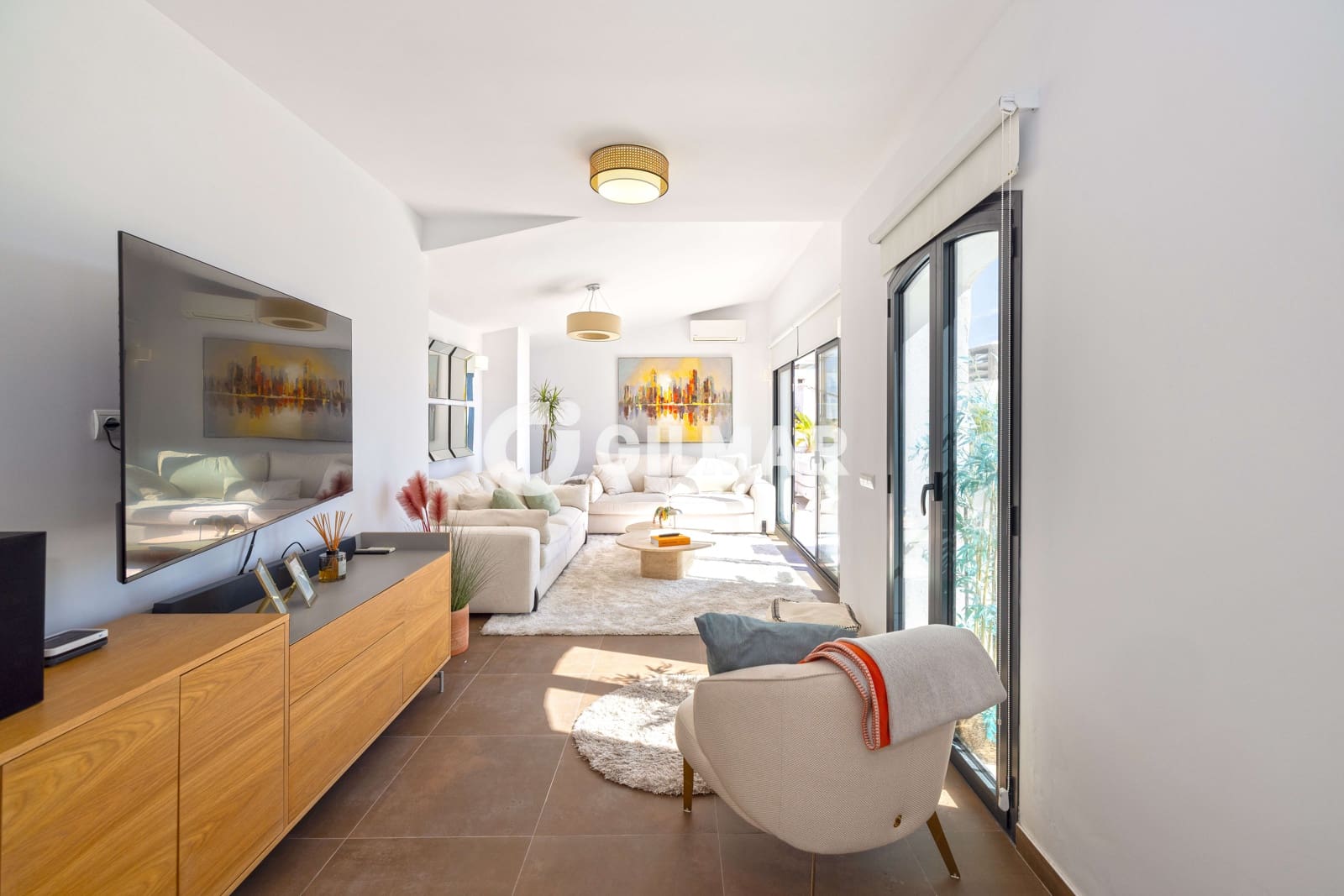Piso de 3 habitaciones en Nueva Andalucia en venta con garaje - 1.395.000 € (Ref: 10183720)