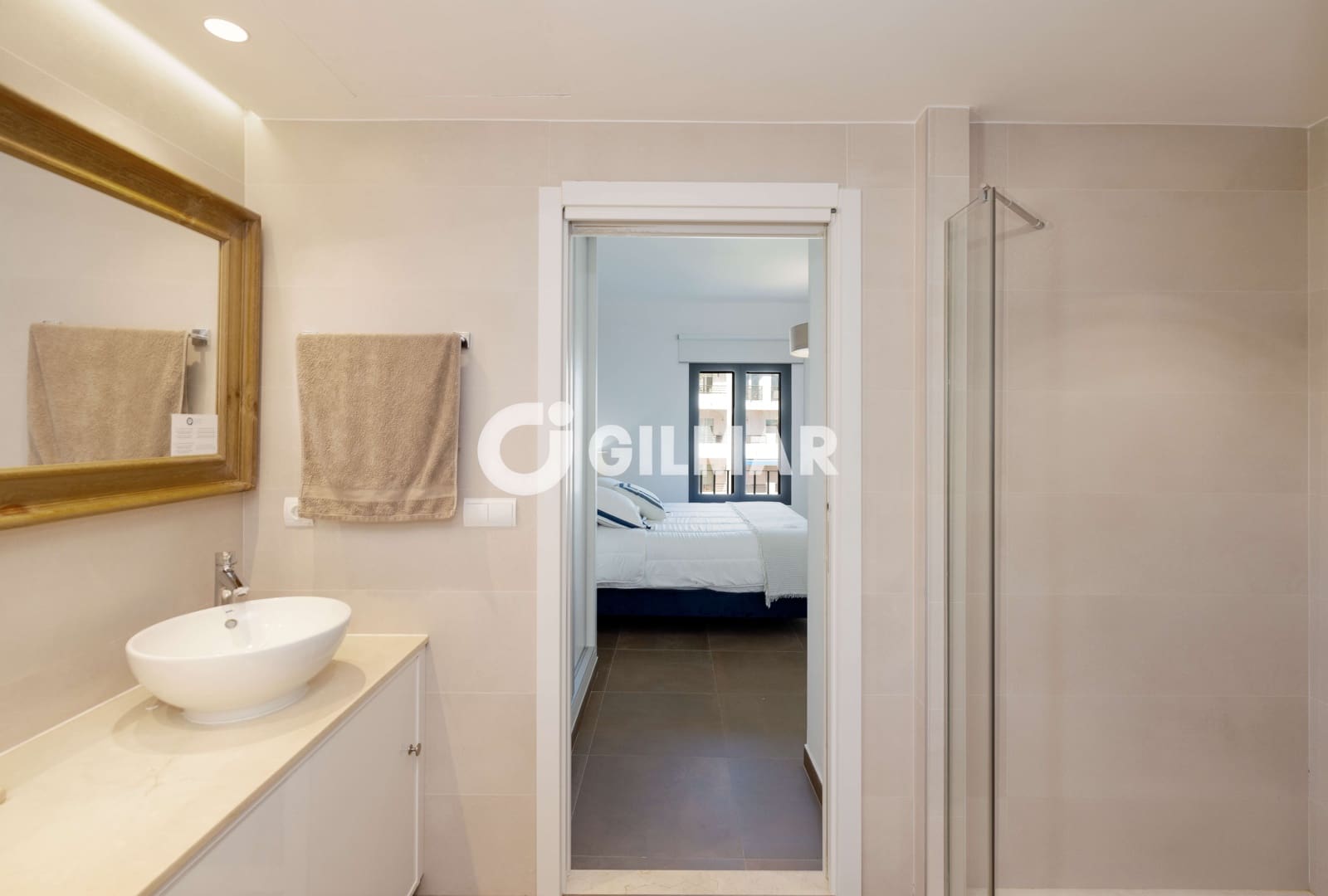 Piso de 3 habitaciones en Nueva Andalucia en venta con garaje - 1.395.000 € (Ref: 10183720)