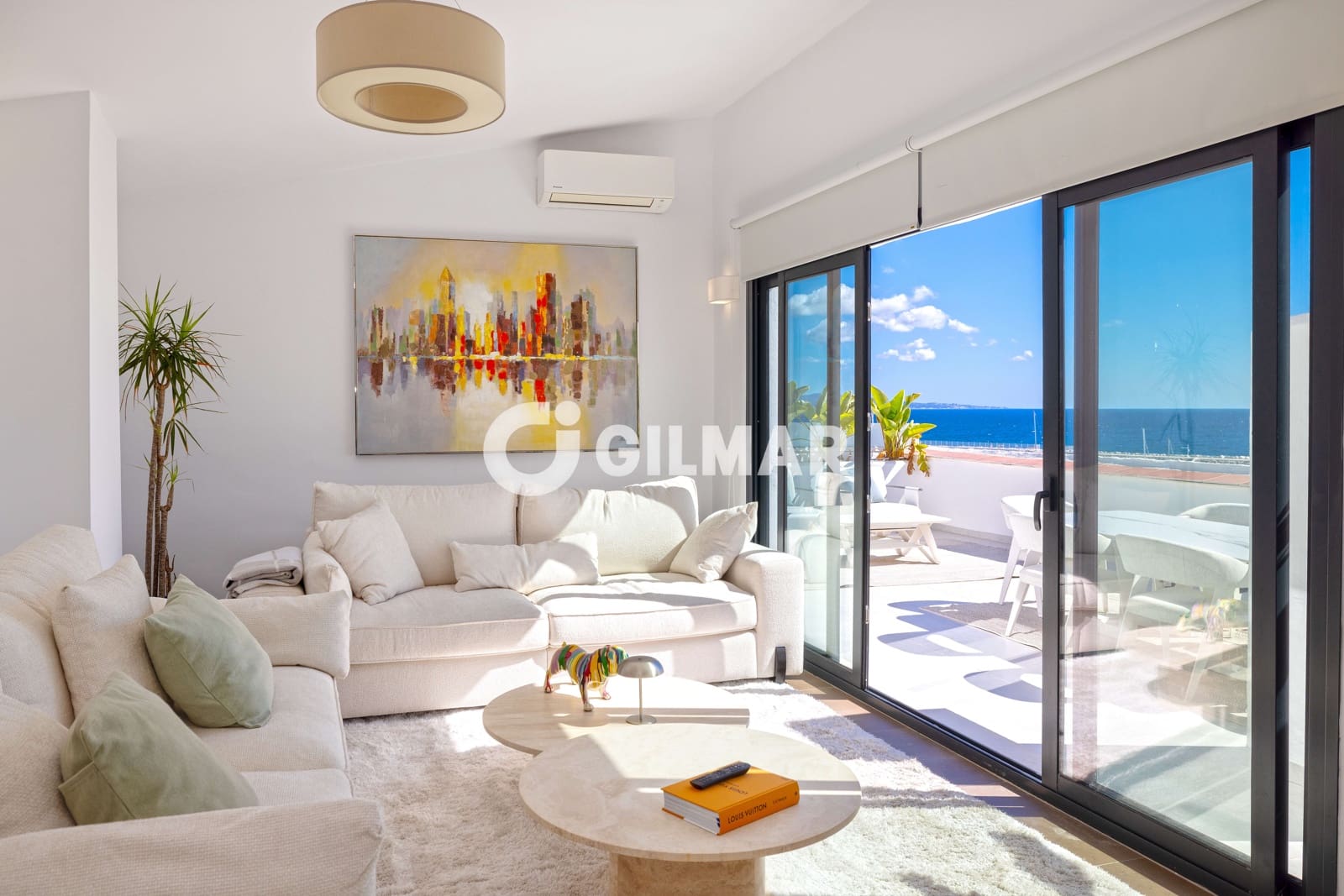 Piso de 3 habitaciones en Nueva Andalucia en venta con garaje - 1.395.000 € (Ref: 10183720)