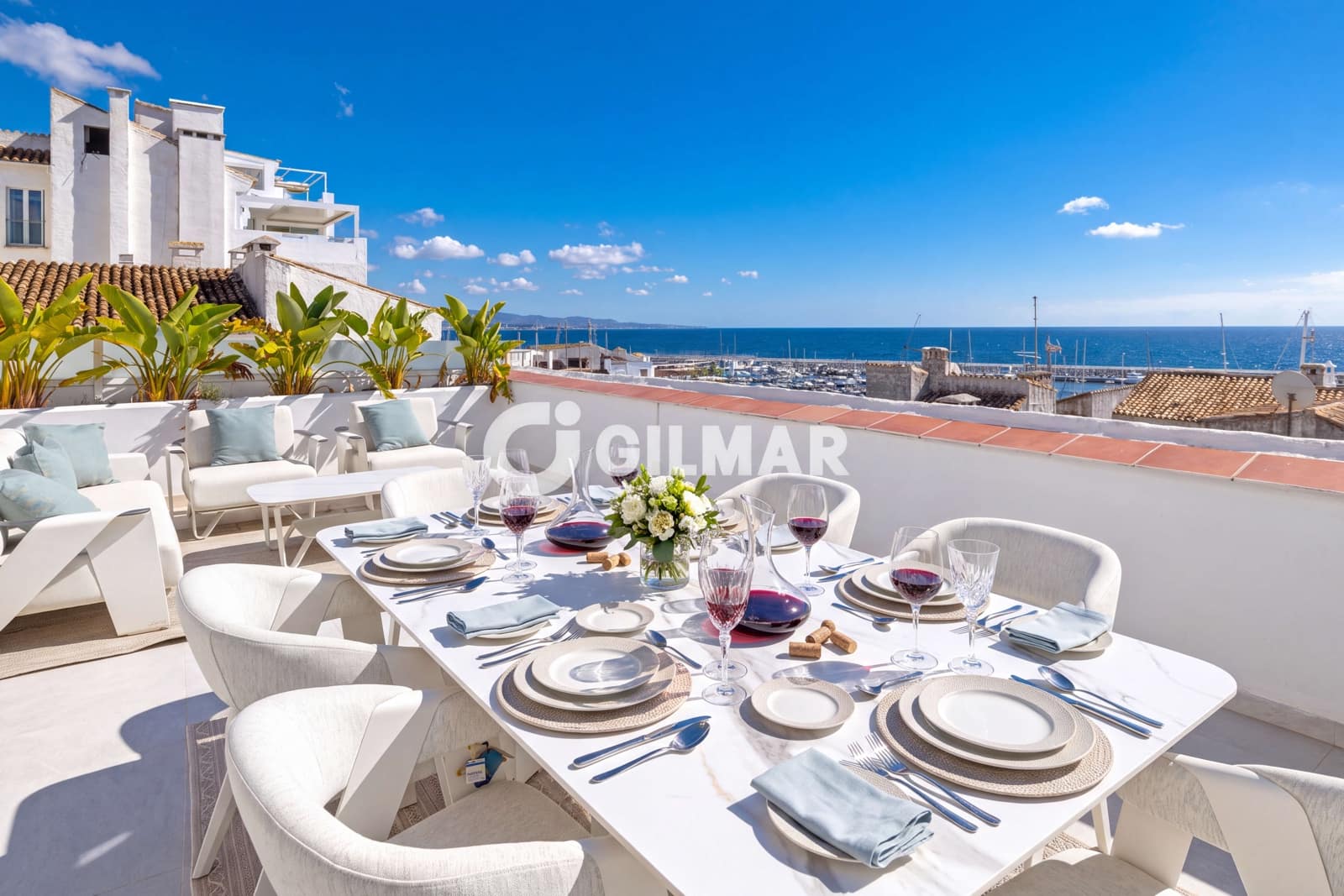 Piso de 3 habitaciones en Nueva Andalucia en venta con garaje - 1.395.000 € (Ref: 10183720)
