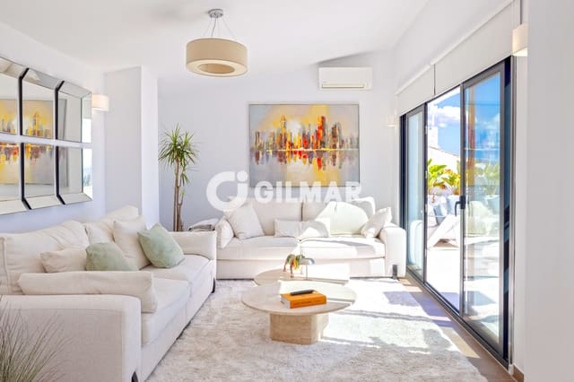 Piso de 3 habitaciones en Puerto Banus, Marbella en venta con garaje - 1.395.000 € (Ref: 10183720)