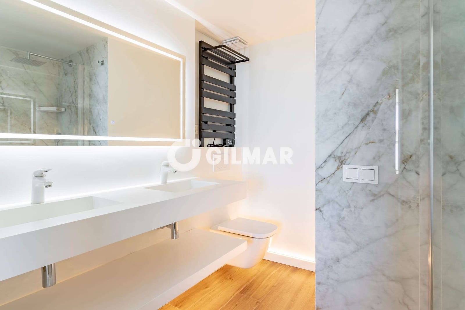 3 sovrum Lägenhet till salu i Rio Real med pool garage - 899 000 € (Ref: 10186118)