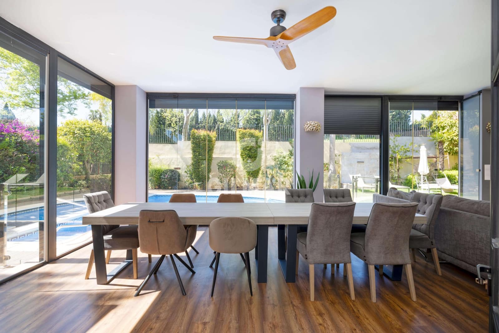 6 soverom Villa til salgs i Guadalmina med svømmebasseng garasje - € 1 640 000 (Ref: 9205773)