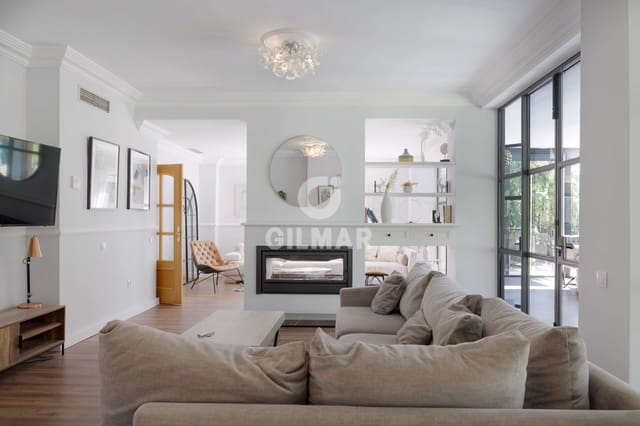 6 soverom Villa til salgs i Guadalmina Alta, Marbella med svømmebasseng garasje - € 1 640 000 (Ref: 9205773)