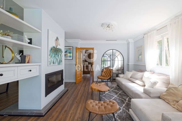 6 soverom Villa til salgs i Guadalmina Alta, Marbella med svømmebasseng garasje - € 1 640 000 (Ref: 9205773)