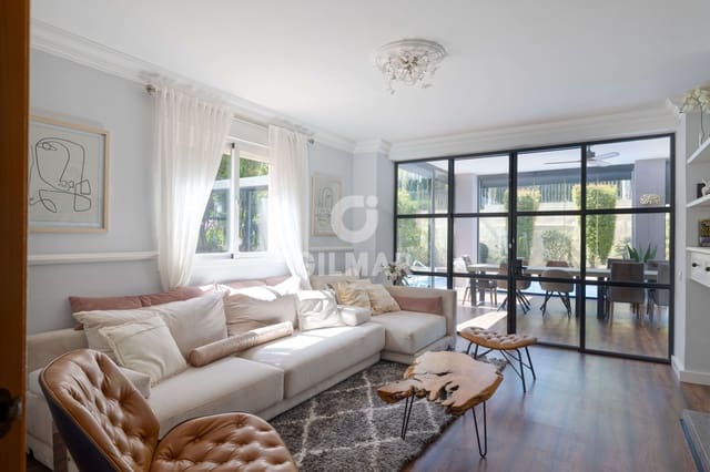 6 soverom Villa til salgs i Guadalmina Alta, Marbella med svømmebasseng garasje - € 1 640 000 (Ref: 9205773)